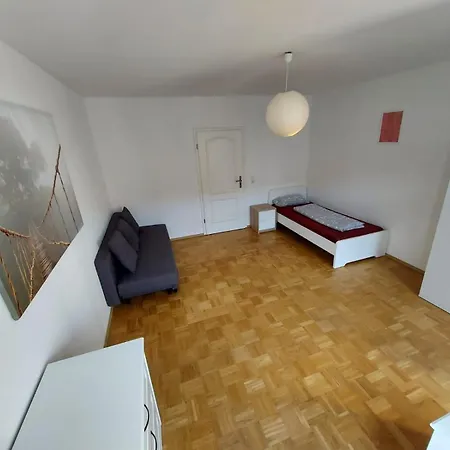 Apartment Leipzig- Moderne In Historischem Gründerzeithaus Nahe Zentrum